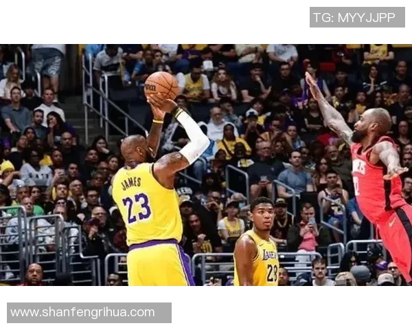 2020年NBA西部半决赛第三场湖人对决火箭精彩回顾与赛后分析